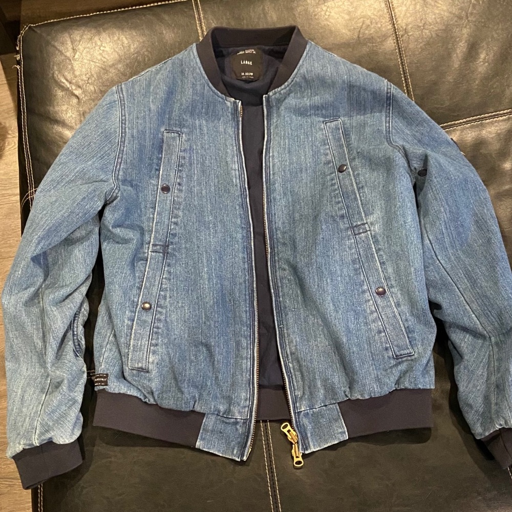 10 deep denim bomber jacket